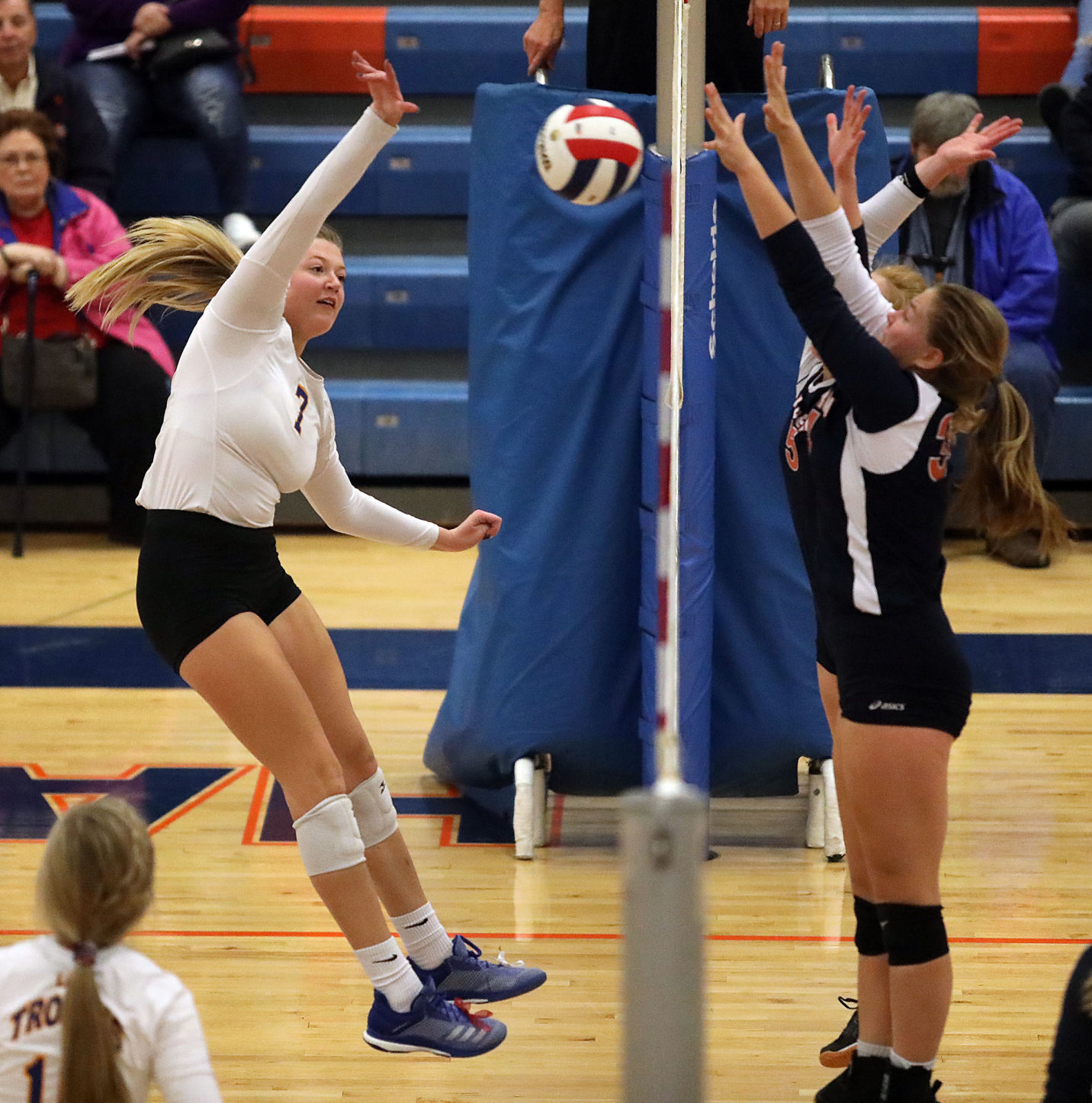 Maroa Forsyth vs New Berlin volleyball 17 10.29.18.jpg